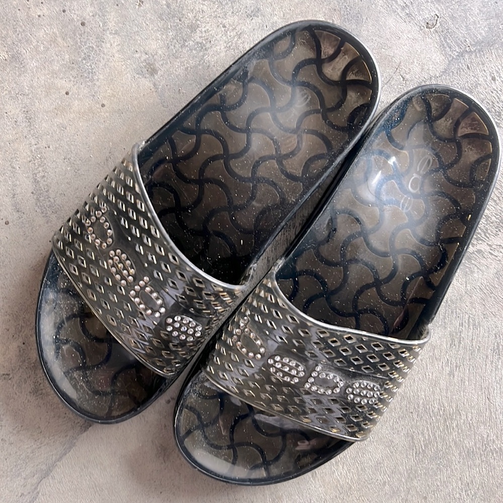Bebe slides - Picture 2 of 3